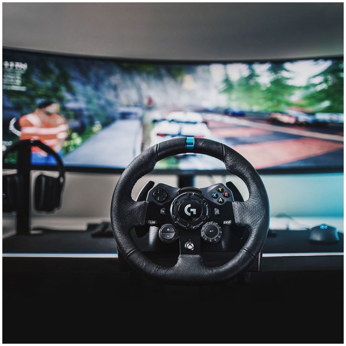 Logitech G923 RacingWheel Pedals XB1 PC 941-000156