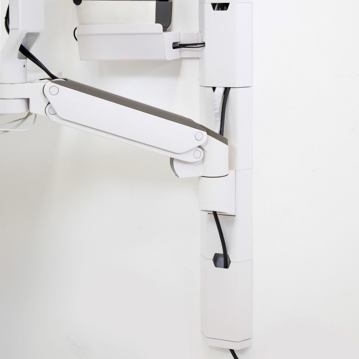 Ergotron CareFit Wall Track 34 Covers 98-609-030