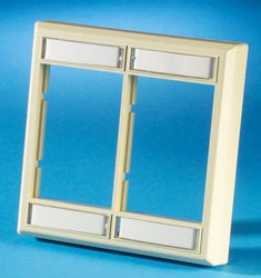 LEGRAND - DATA 40300159-13 wall plate/switch cover Ivory